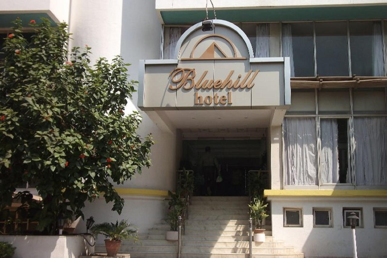 Hotel Bluehill Бхавнагар Екстер'єр фото